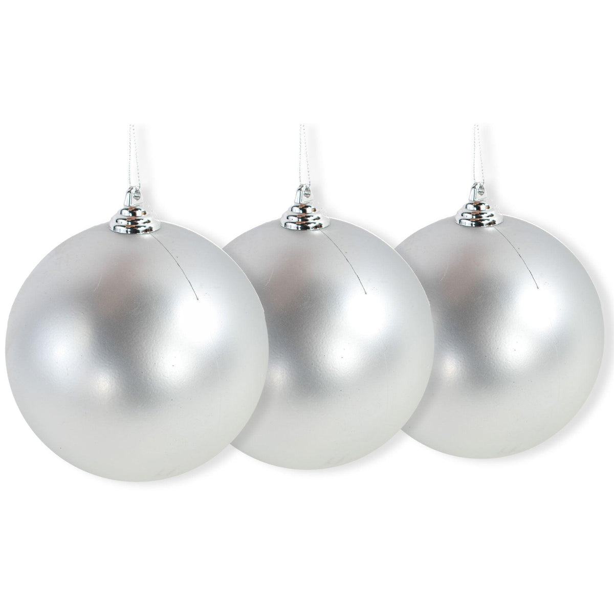 Lee Display offers brand new Shiny Matte Silver Plastic Ball Ornaments at wholesale prices for affordable Christmas Tree Hanging and Holiday Decorating on sale at leedisplay.com