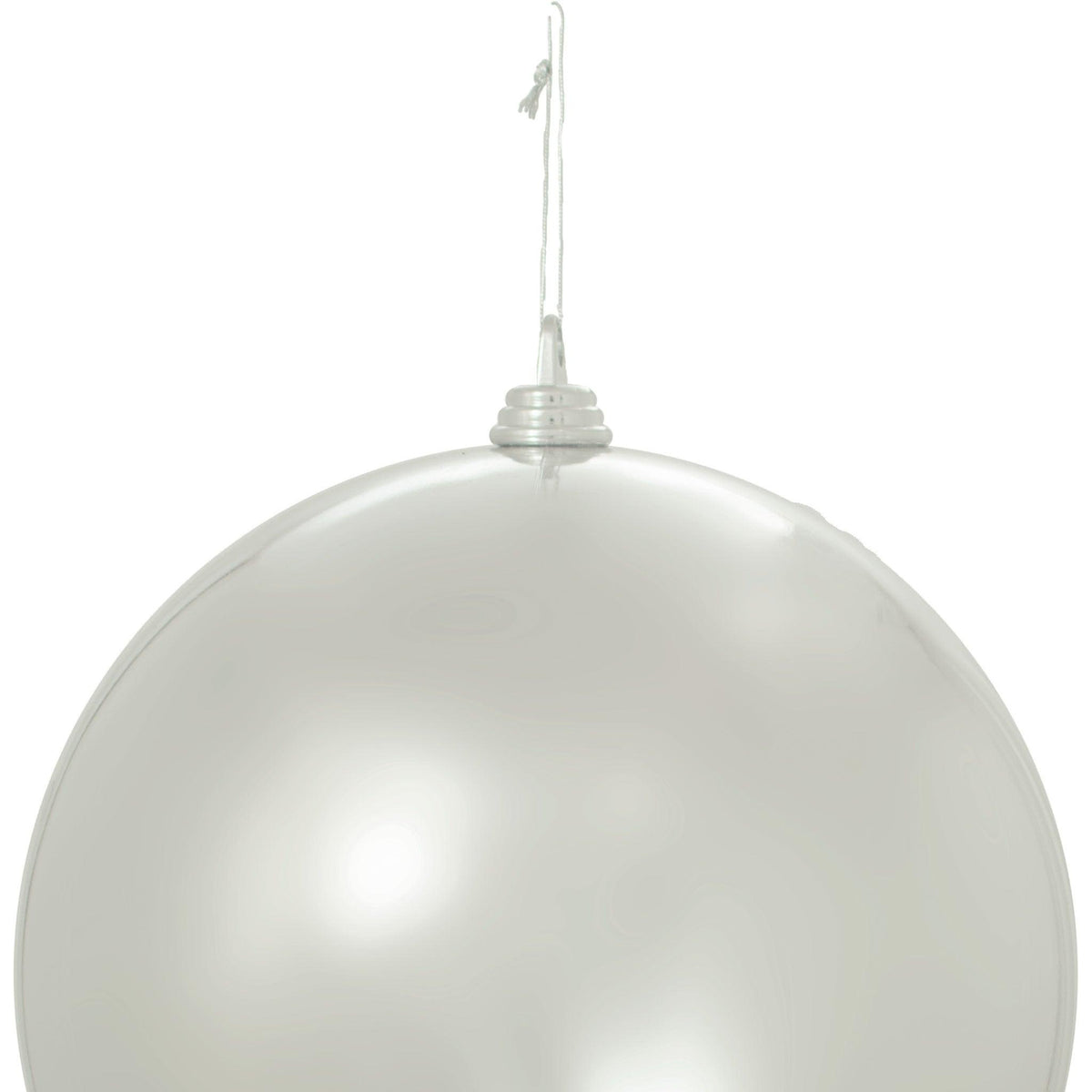 Lee Display offers brand new Shiny Silver Plastic Ball Ornaments at wholesale prices for affordable Christmas Tree Hanging and Holiday Decorating on sale at leedisplay.com