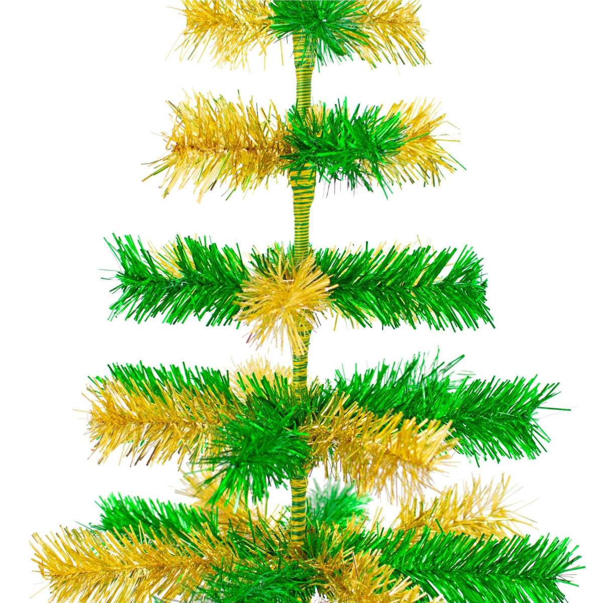 Introducing Lee Display's brand new St. Patrick's Day Themed Mixed Tinsel Christmas Trees made by hand in the USA!    Celebrate the luck of the Irish spirit with a Shamrock-Green and Gold-colored Tinsel Christmas Tree.  Shop now at leedisplay.com